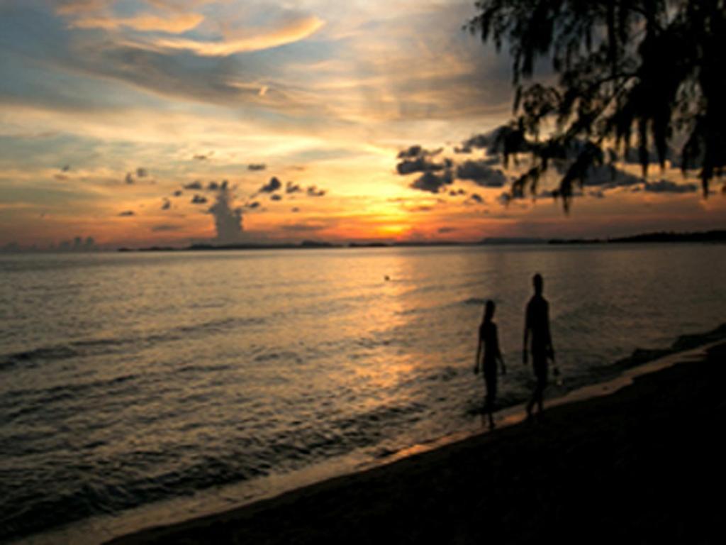 Oc Hotel Sihanoukville Exterior photo